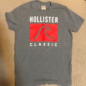 Hollister T Shirt